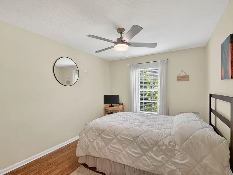 1080 Salmon Isle — Photo 21