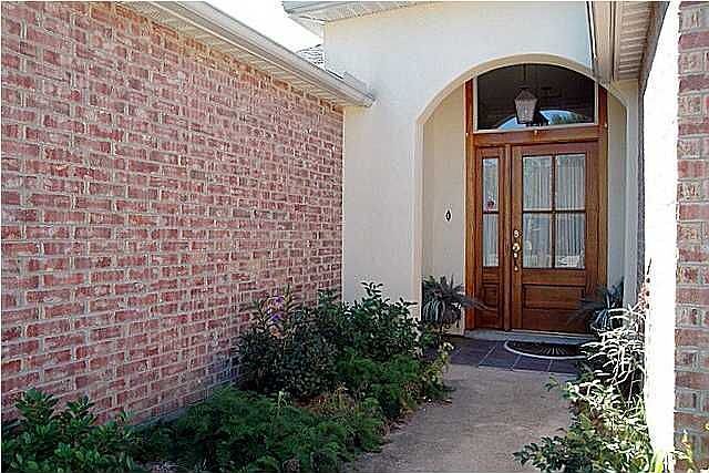 1st image of 117 Sandhurst Dr