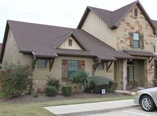3213 Sergeant Dr, College Station, TX 77845