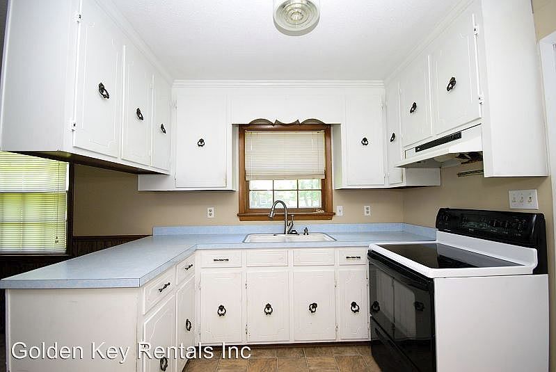 1st image of 2406 Norwood Ave