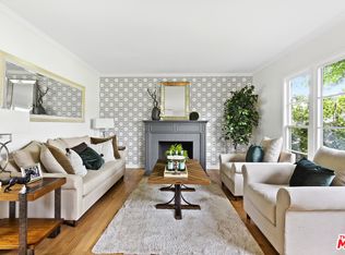 2244 Galbreth Rd, Pasadena, CA 91104