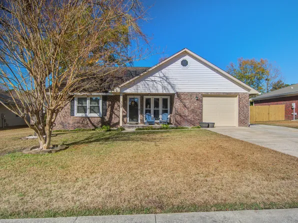 318 Jennie St, Goose Creek, SC 29445