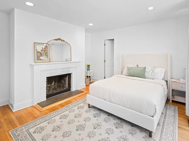 574 Route 114 — Photo 12