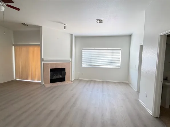 8725 W Flamingo Rd APT 225, Las Vegas, NV 89147