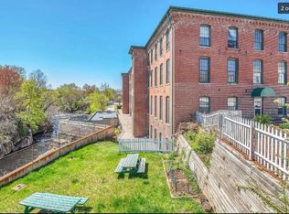 100 Main St APT 215, Pembroke, NH 03275