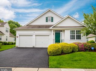 24 Bluebonnet Rd, Langhorne, PA 19047