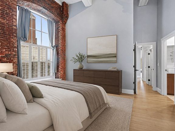 5th image of 30 Market St Unit 1