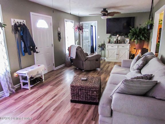 4th image of 169 Centerview Rough River Ln