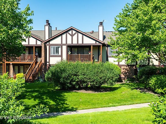 3rd image of 407 Ramblewood Dr APT C