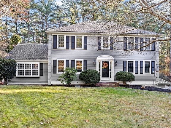 3rd image of 22 Orchard Ln