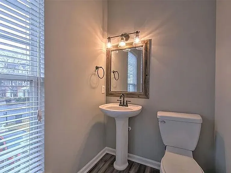 11 Annacey Pl — Photo 13