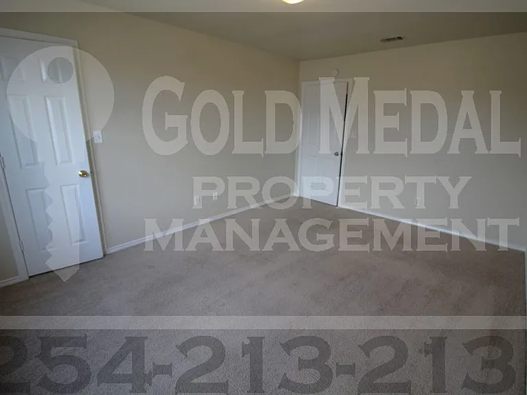 3402 Barcelona Dr — Photo 19