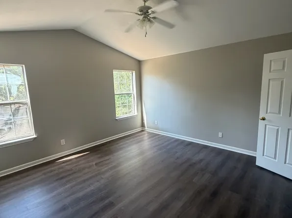 3001 River Station Dr, Woodstock, GA 30188