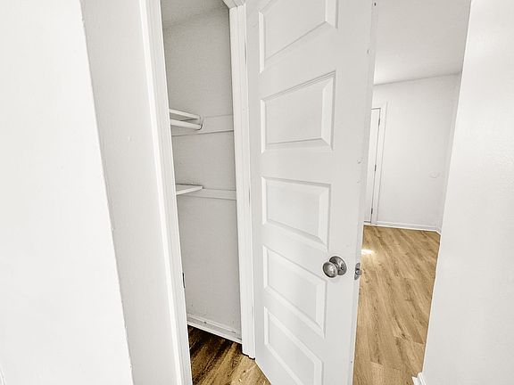 5th image of 3206 Sunset Ave APT L3