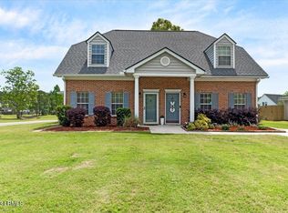 3201 Queensgate Way, Mount Pleasant, SC 29466