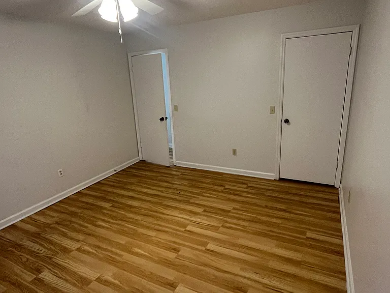 319 Mill Trace Dr #B — Photo 20