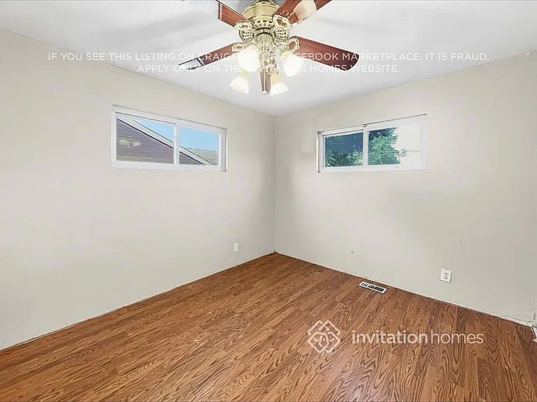 9240 Wigham St — Photo 17