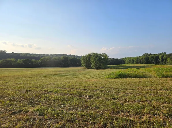 24310 Shurtz Rd, New Plymouth, OH 45654