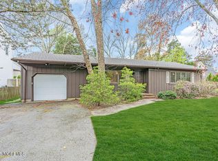 100 Hill Top Dr, Brick, NJ 08724