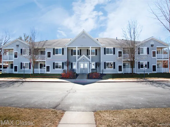 1155 S Lake Dr Unit 57, Novi, MI 48377