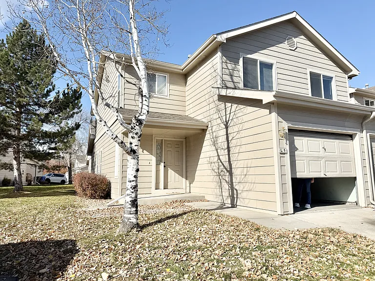 1637 Westbridge Dr #1 — Photo 1