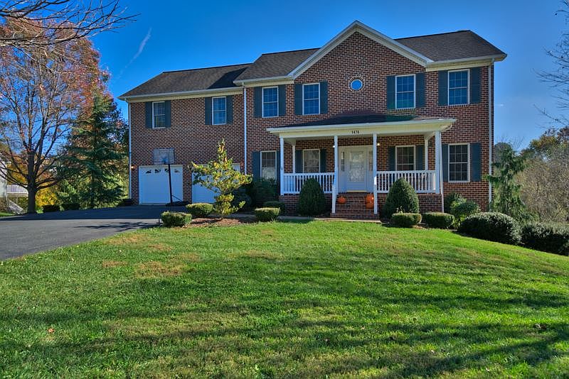 1st image of 1476 Huron Ct