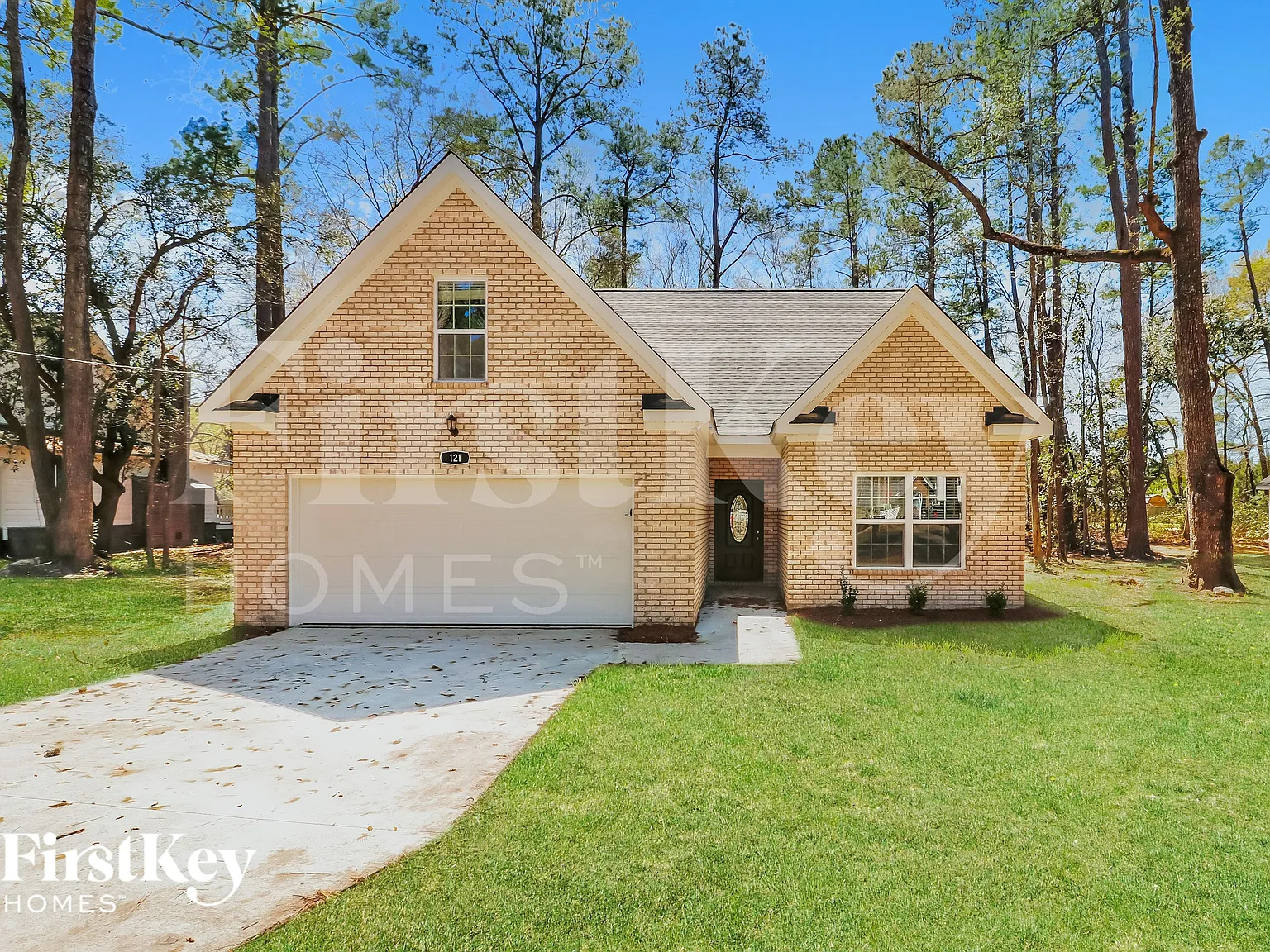 4 bed, 3.0 bath, 2202 sqft, $2,490 — Photo 1