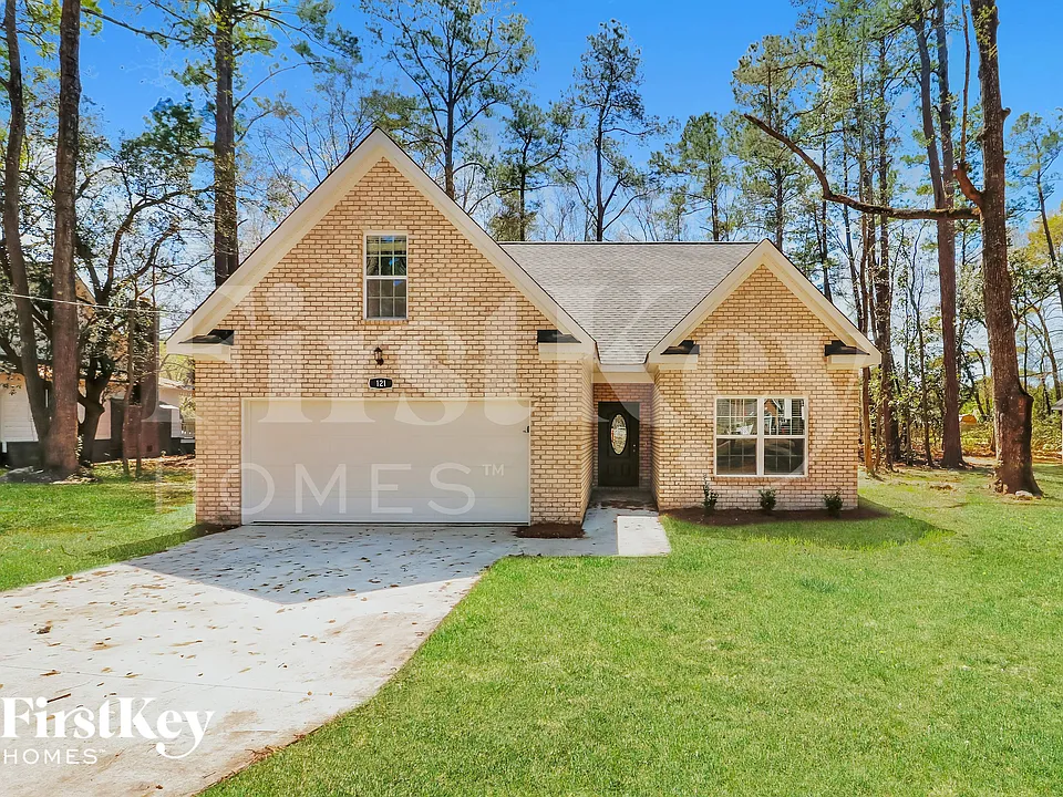 121 Pemberton Rd