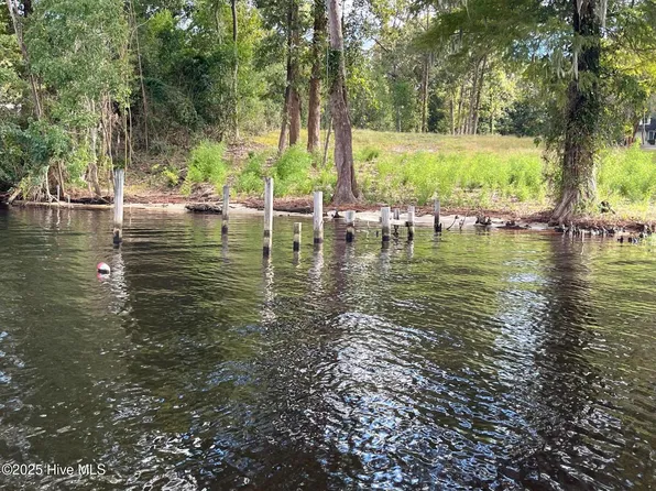 2321-B Chinquapin Road, New Bern, NC 28562