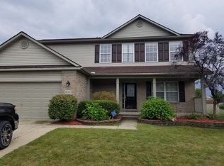 26355 Morningview Dr, Brownstown, MI 48174