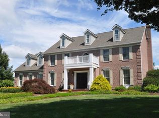 186 Colvilla Dr, Westminster, MD 21157