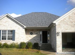 1590 Stringer Ln, Mt Washington, KY 40047