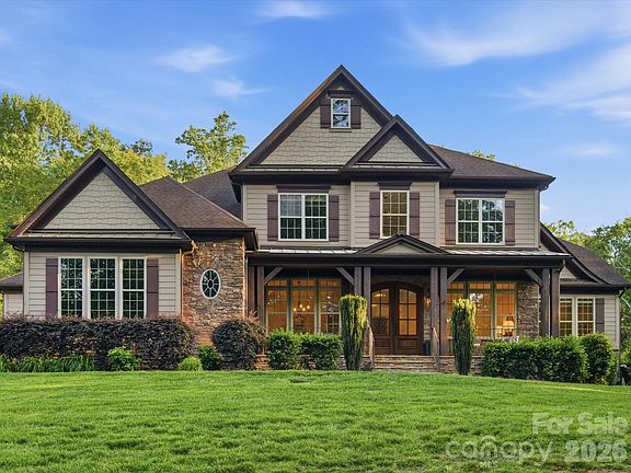 2nd image of 1126 Bromley Dr