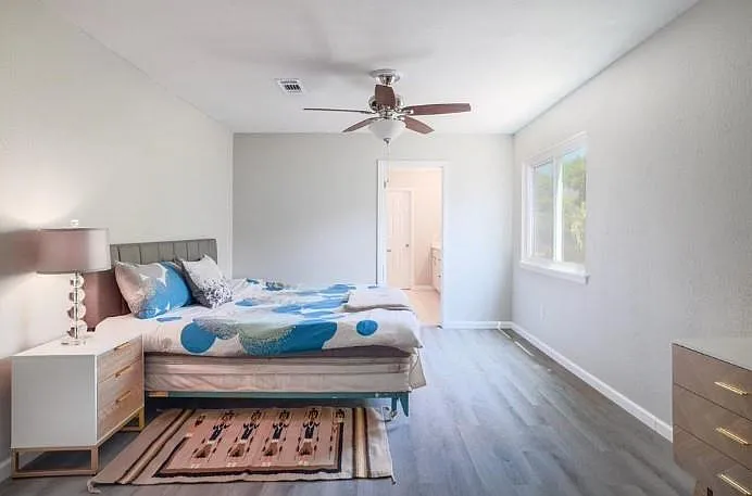 2121 Trede Dr — Photo 12