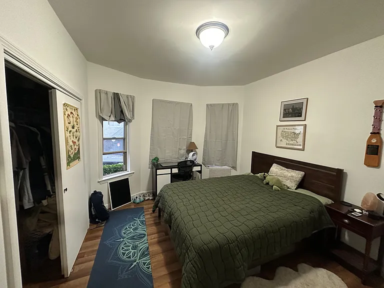 16 Leeds St #1 — Photo 3