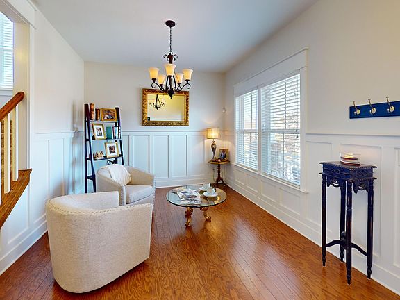 5th image of 1012 Nunnery Ln