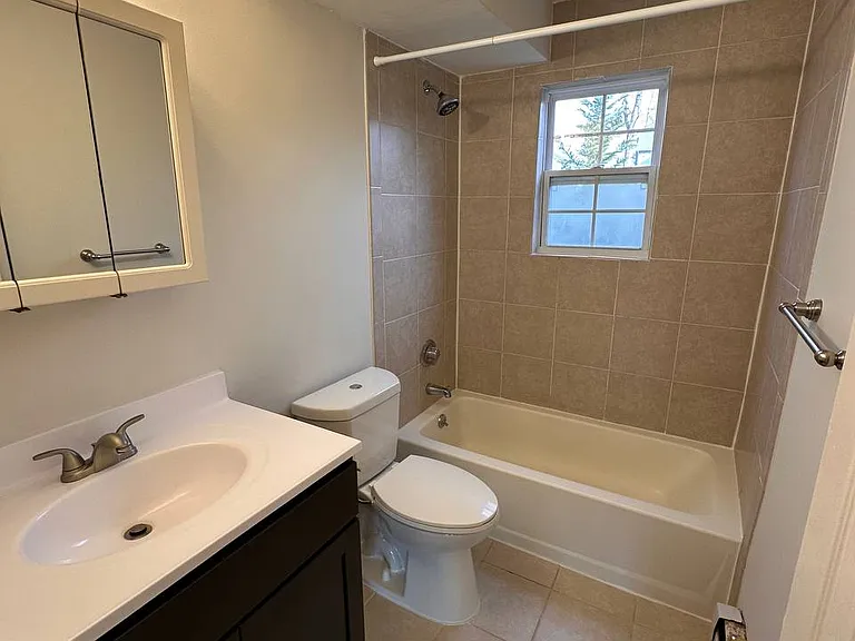 582 Patten Ave #46 — Photo 12