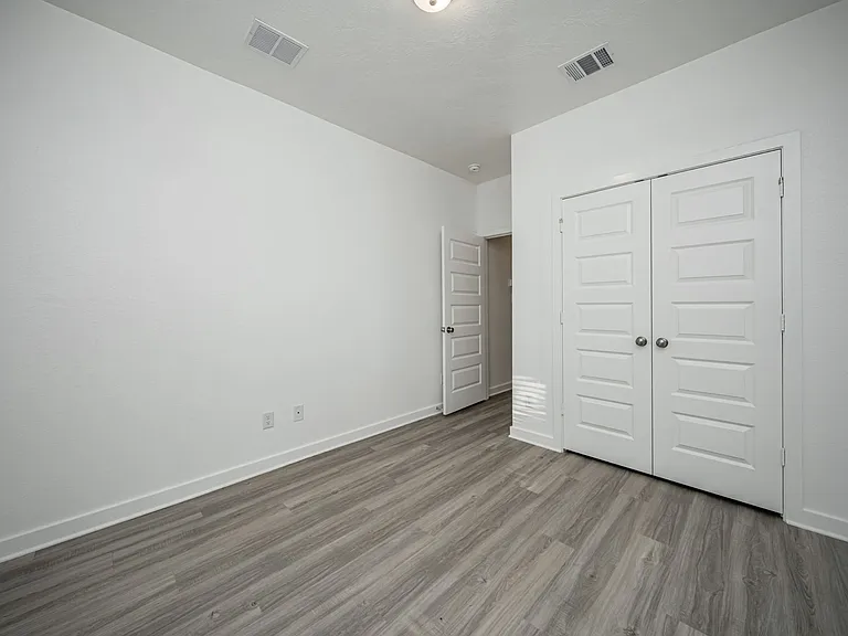 1608 W 5th St #1 — Photo 28