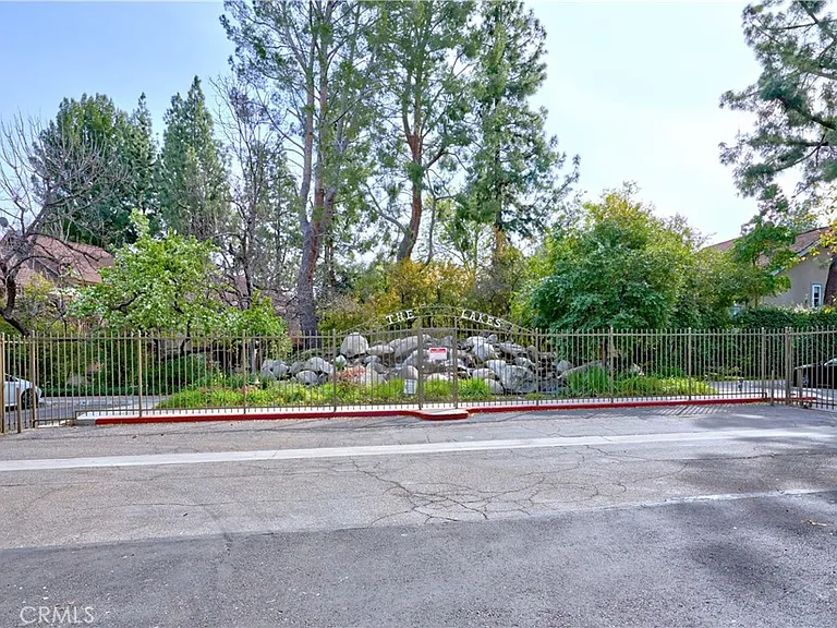 7120 Carlson Cir #284 — Photo 2