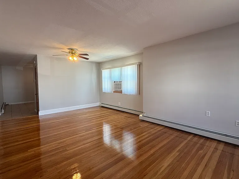 17 Poole St #1 — Photo 4