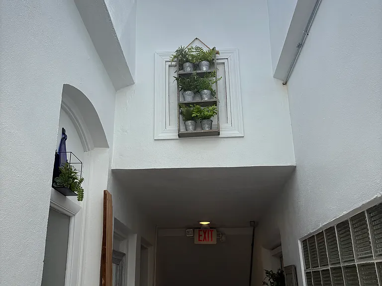 216 Main St #B — Photo 22