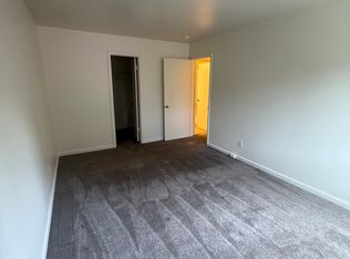1800 Downey St #4, Radford, VA 24141