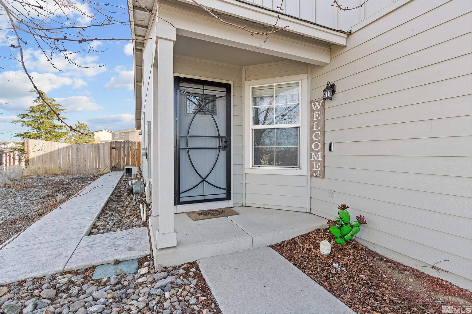 8830 Sunset Breeze Dr photo 1