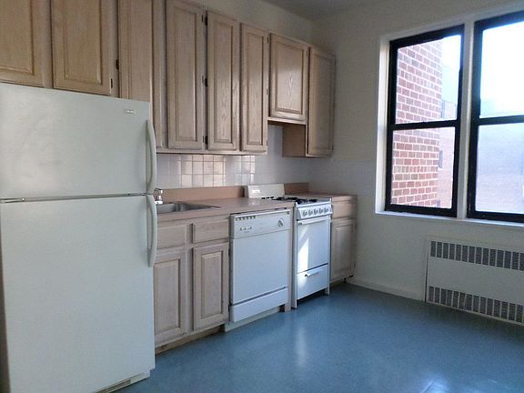 5th image of 7410 35th Ave APT 501W