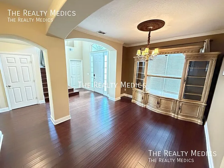 1565 The Oaks Blvd — Photo 17