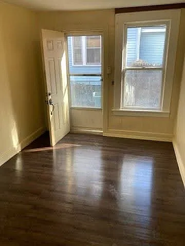 3 bed, 1404 sqft, $1,800 — Photo 3