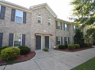 1537 Pine Brook Ct APT C5, Greenville, NC 27858