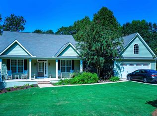 113 Planters Ridge Dr, Lagrange, GA 30240