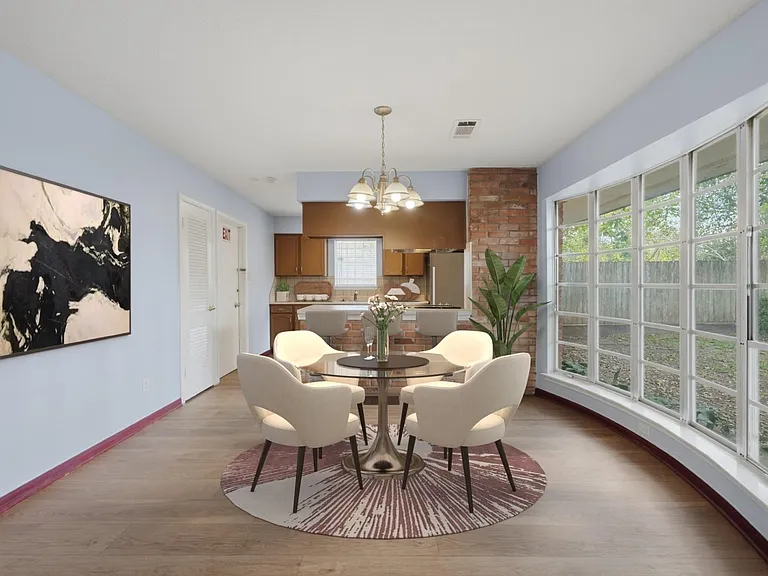 7015 Pella Dr — Photo 3