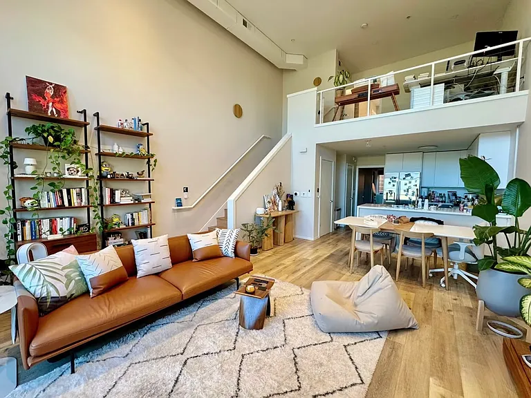 350 N 2nd St #333 — Photo 4